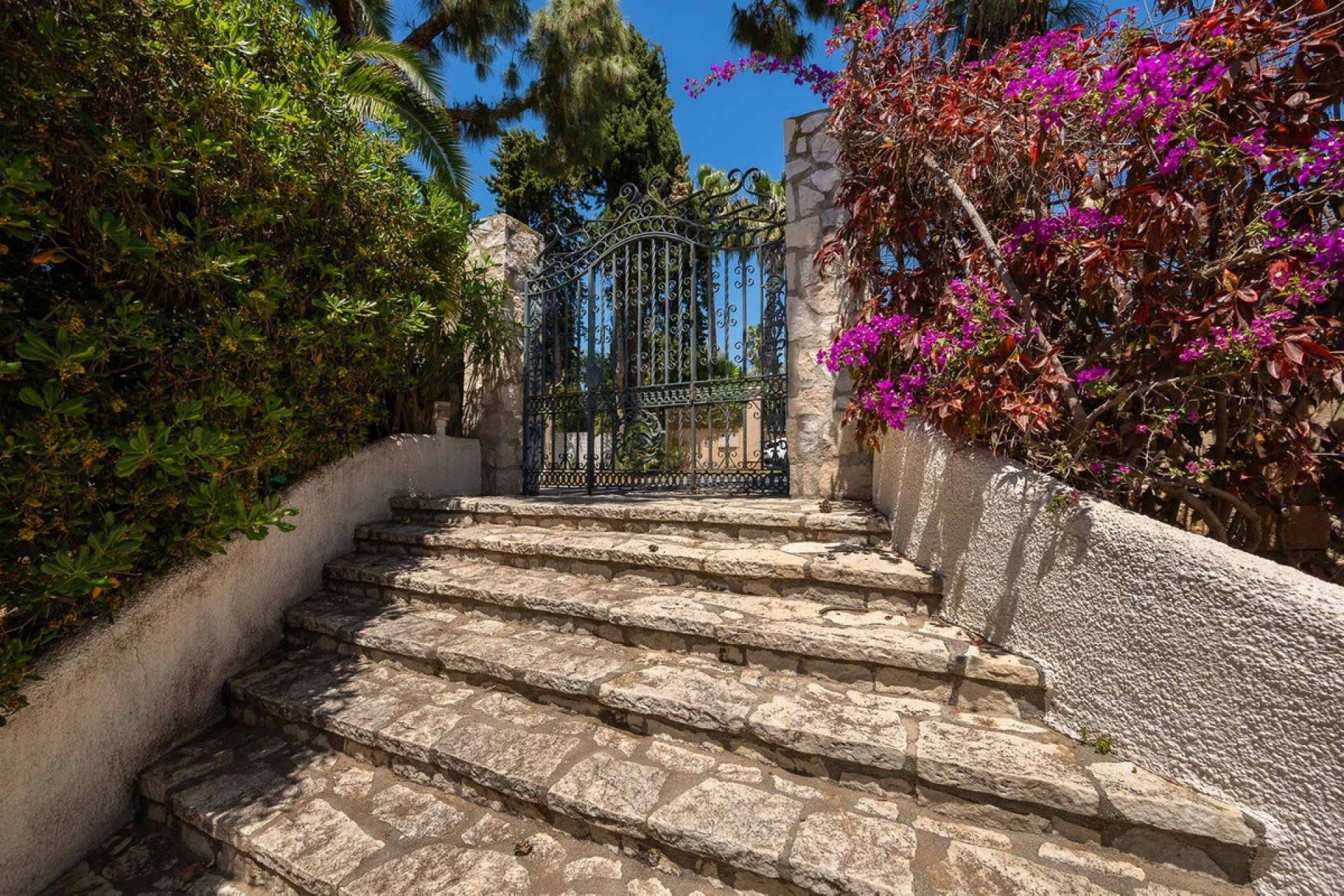 Resale - Villa - Marbella - Marbella Centro