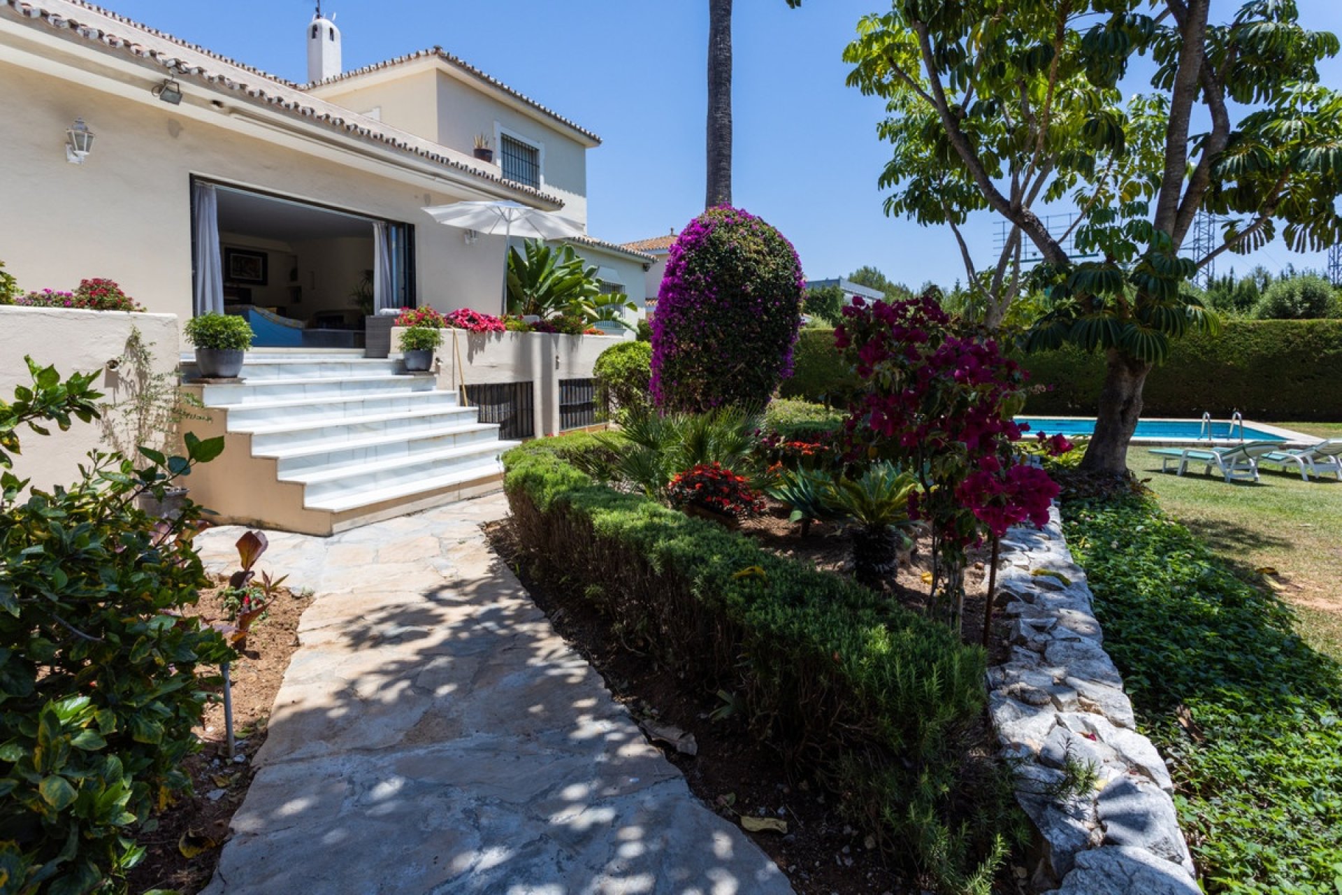 Resale - Villa - Marbella - Marbella Centro