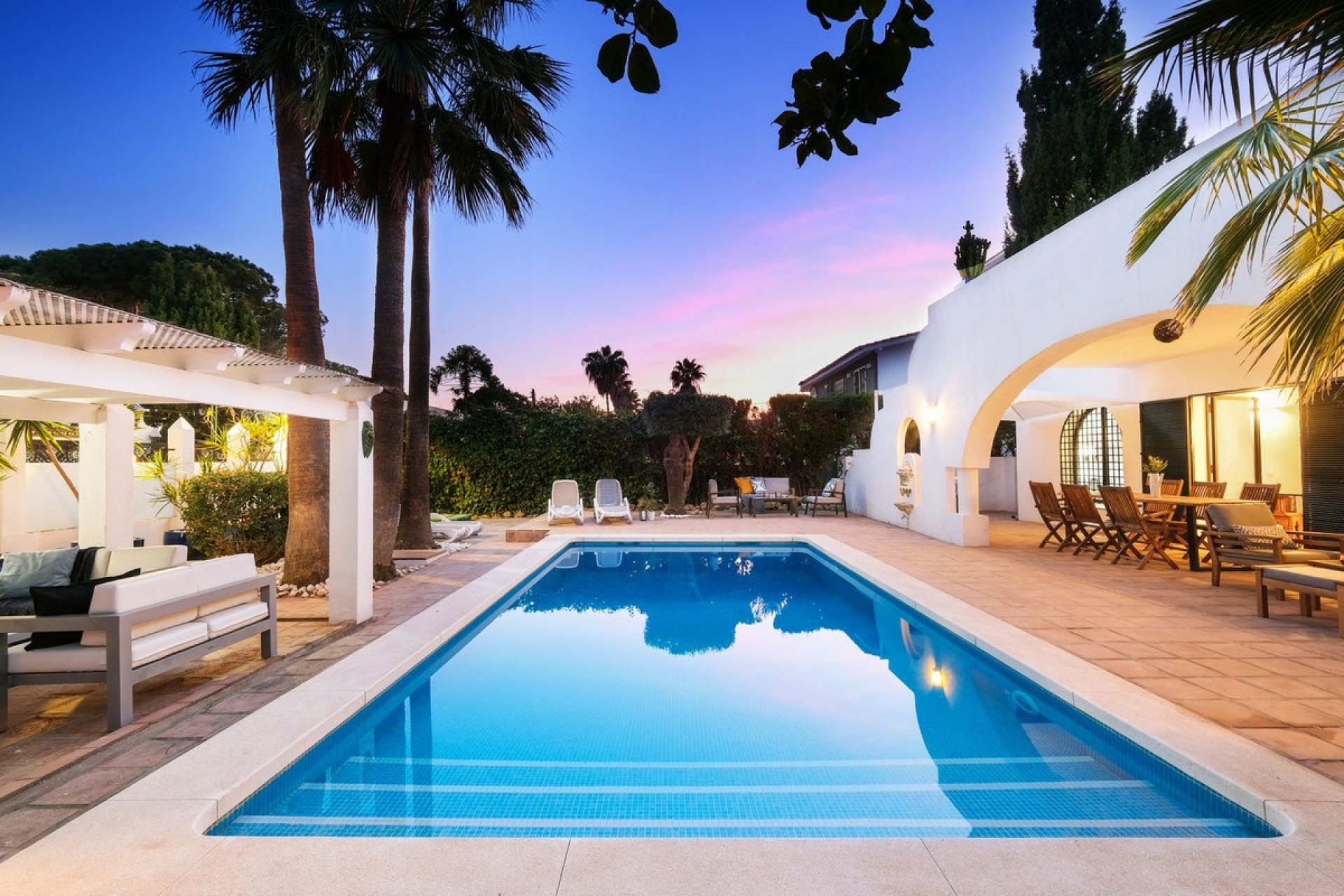 Resale - Villa - Marbella - Marbella Centro