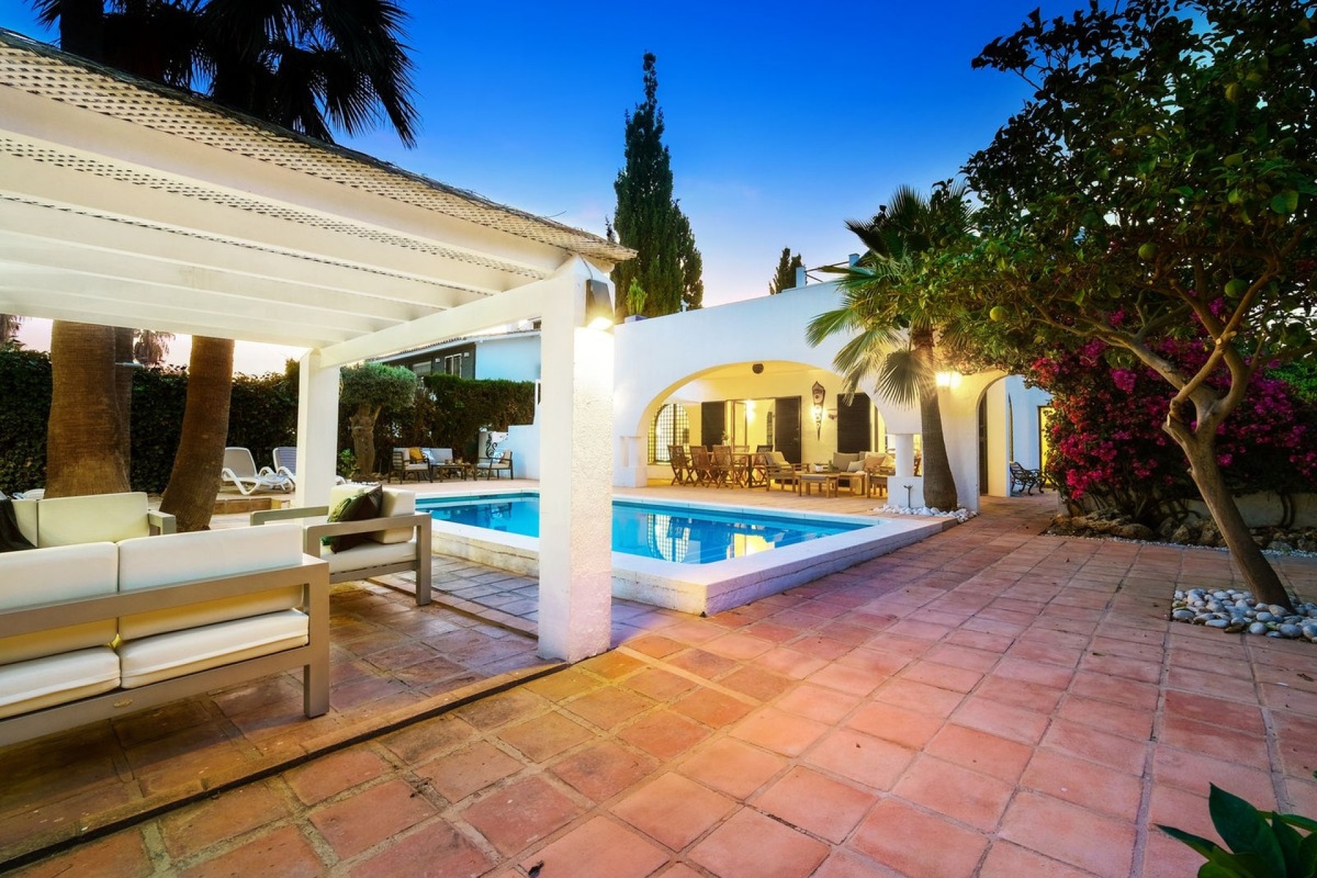 Resale - Villa - Marbella - Marbella Centro
