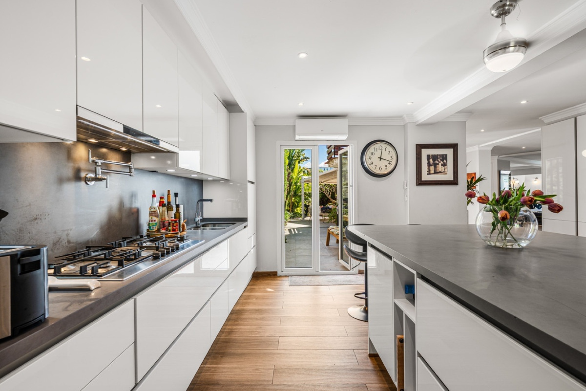 Resale - Villa - Marbella - Marbella Centro