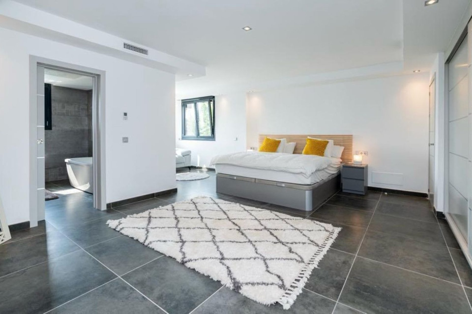 Resale - Villa - Marbella - Marbella Centro