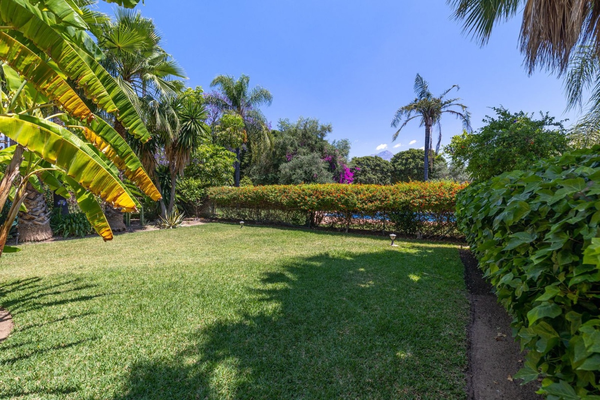 Resale - Villa - Marbella - Marbella Centro