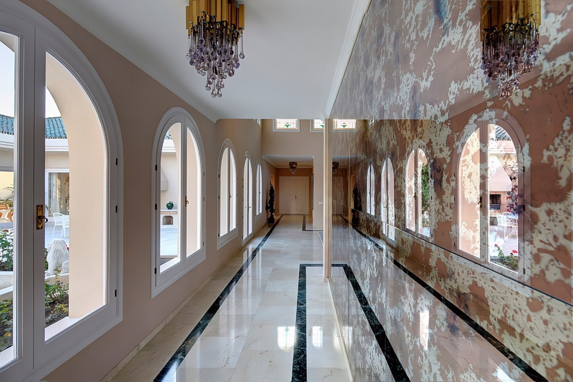 Resale - Villa - Marbella - Marbella Centro