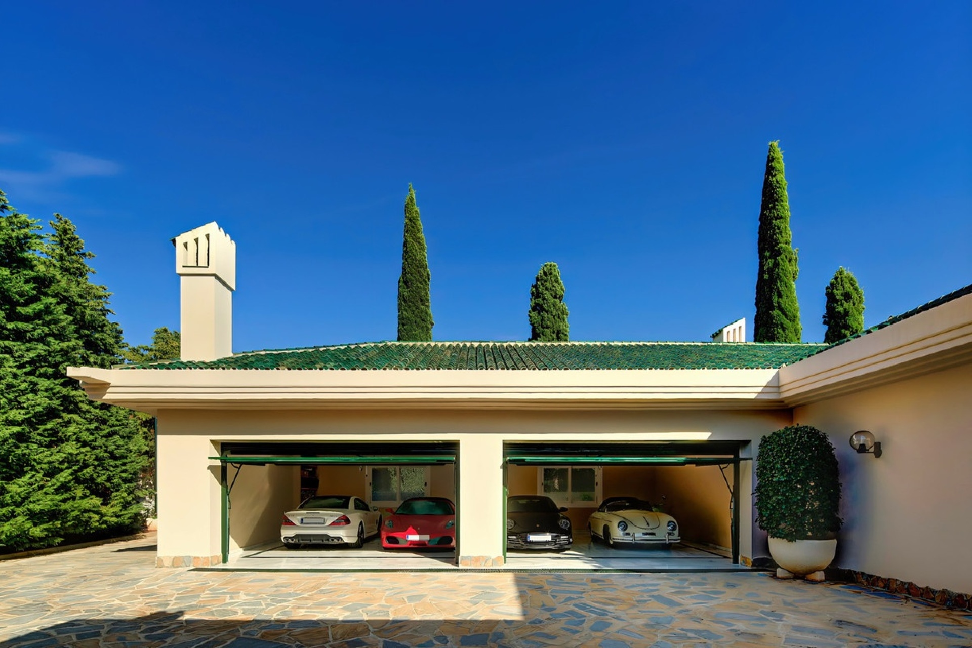 Resale - Villa - Marbella - Marbella Centro
