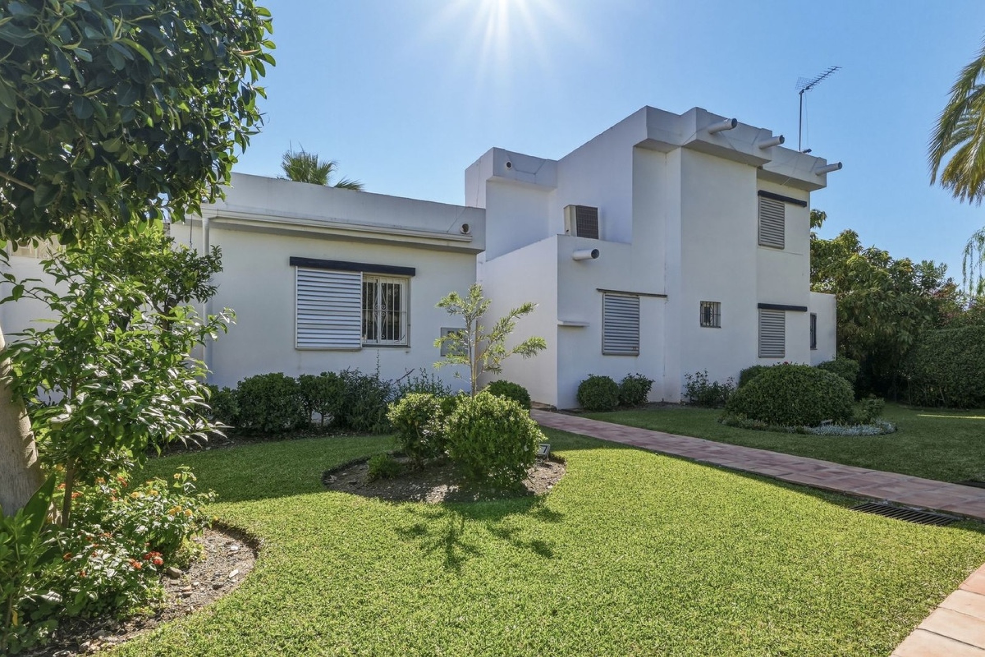 Resale - Villa - Marbella - Marbella Centro