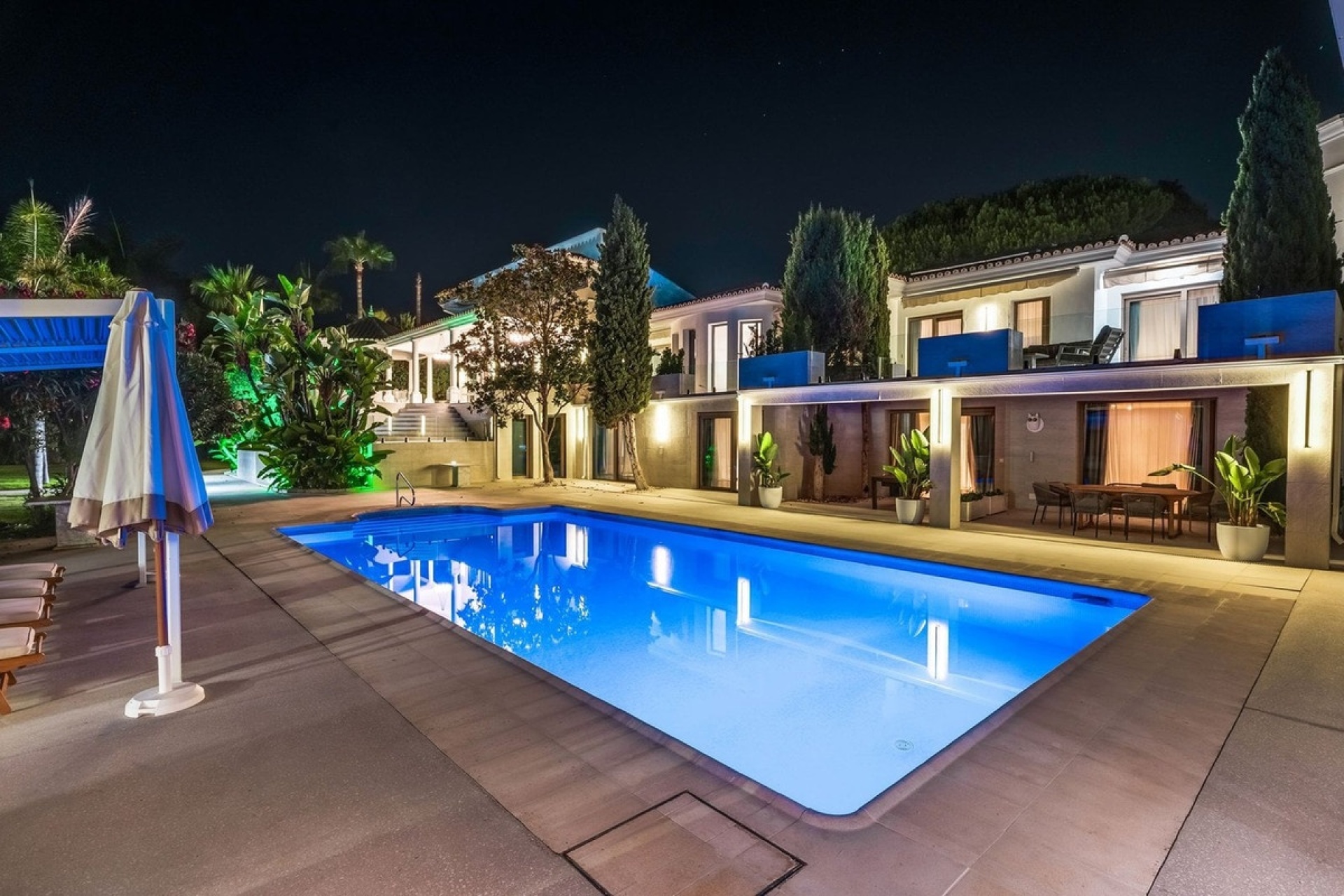Resale - Villa - Marbella - Marbella Centro