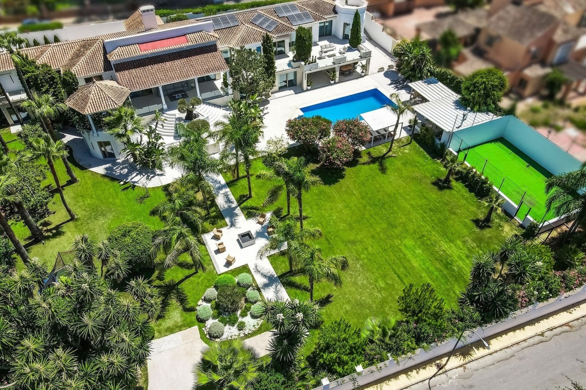 Resale - Villa - Marbella - Marbella Centro