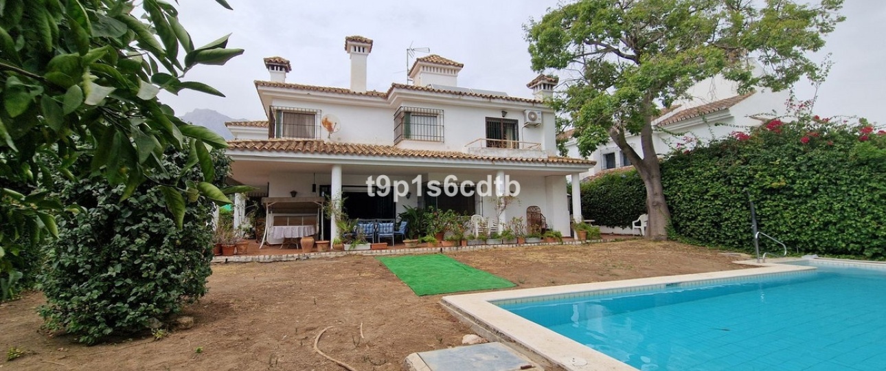 Resale - Villa - Marbella - Marbella Centro