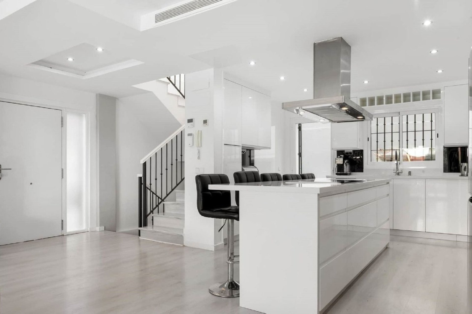 Resale - Villa - Marbella - Marbella Centro
