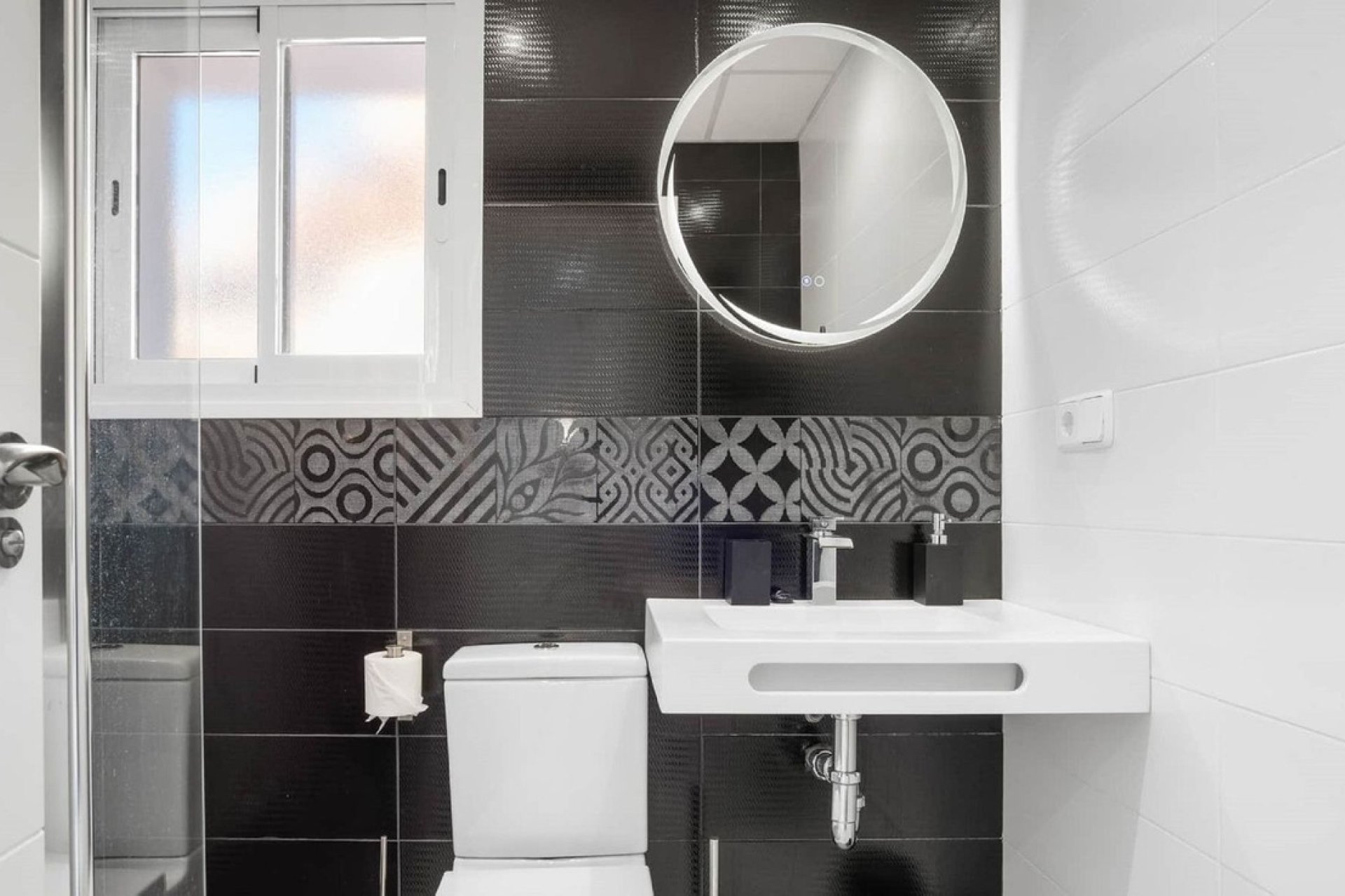 Resale - Villa - Marbella - Marbella Centro