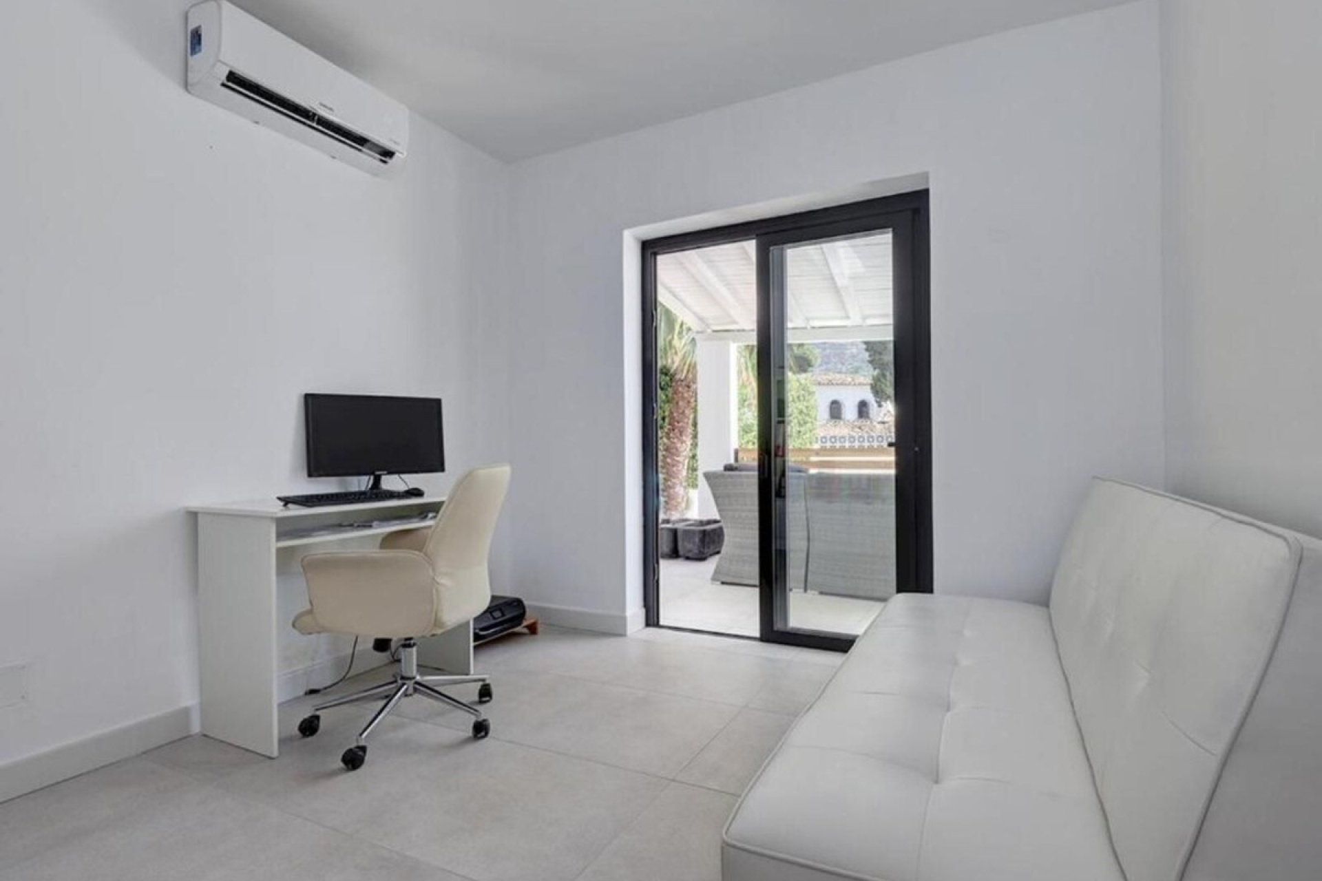Resale - Villa - Marbella - Marbella Centro
