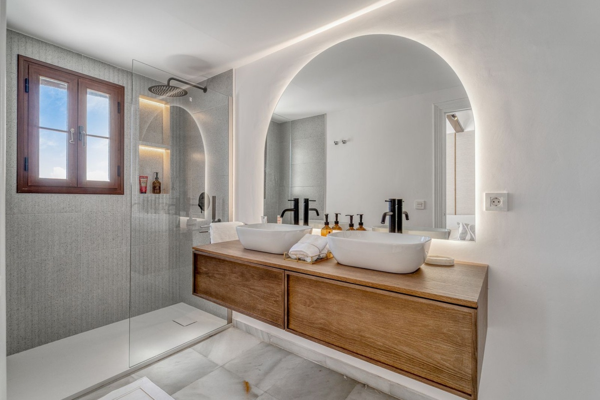 Resale - Villa - Marbella - Marbella Centro