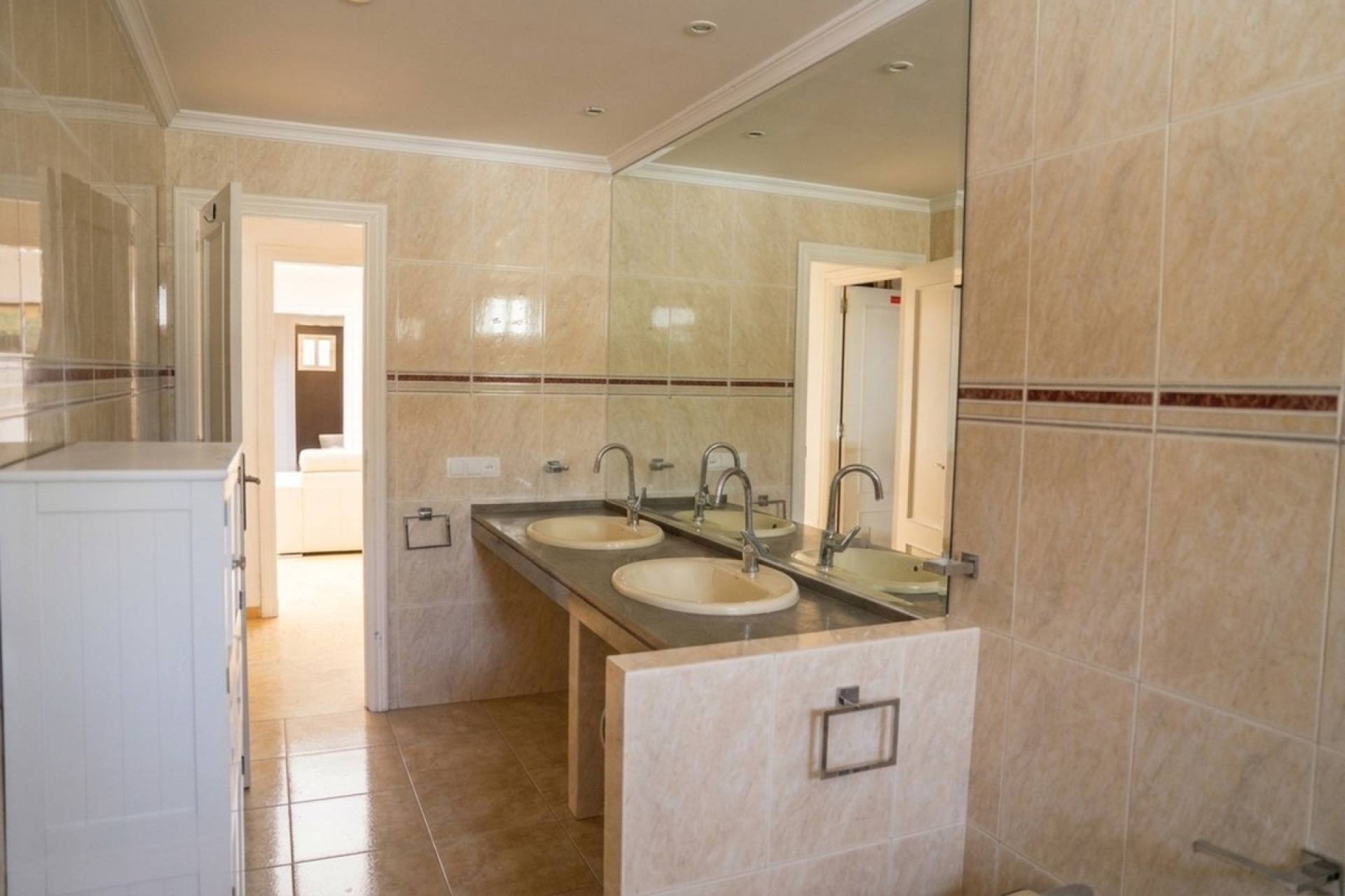 Resale - Villa - Marbella - Marbella Centro