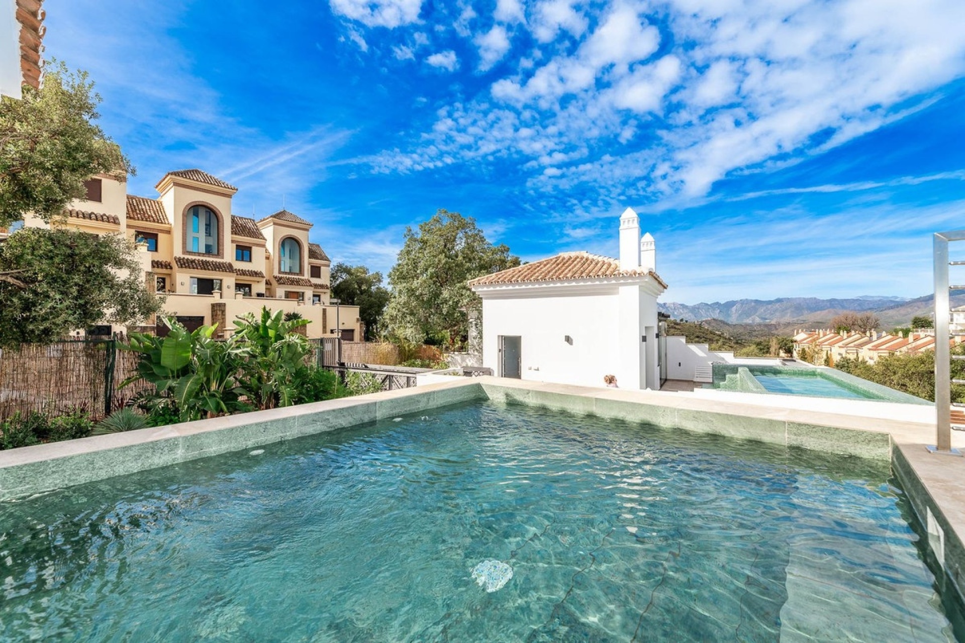 Resale - Villa - Marbella - Marbella Centro