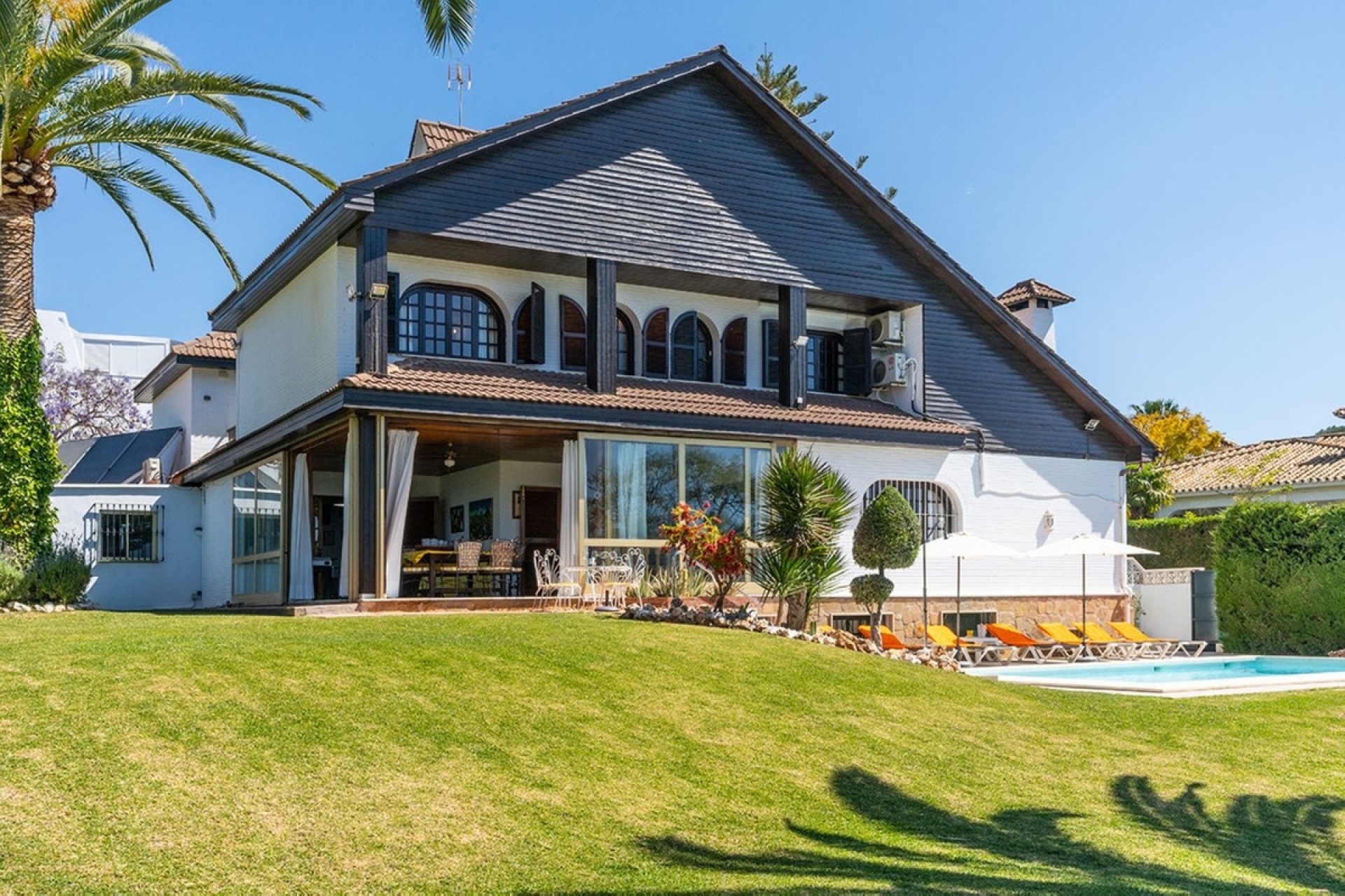 Resale - Villa - Marbella - Marbella Centro