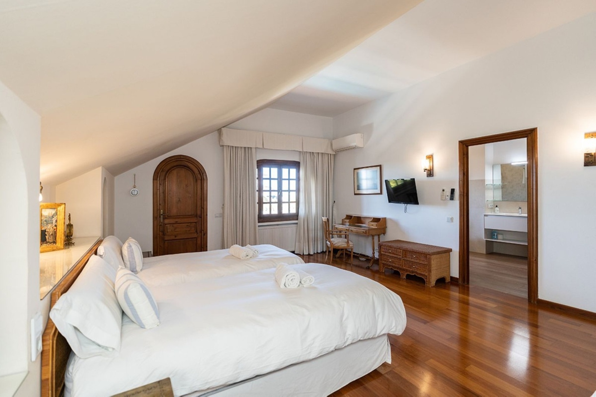 Resale - Villa - Marbella - Marbella Centro