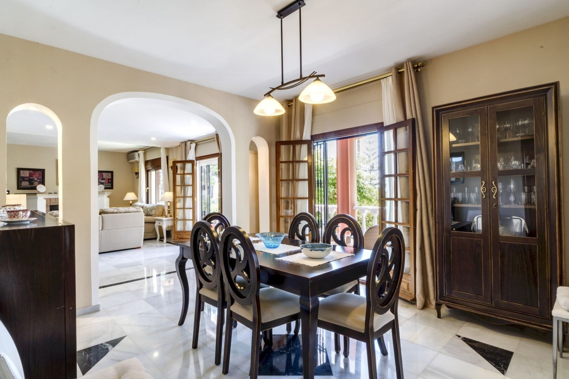 Resale - Villa - Marbella - Marbella Centro