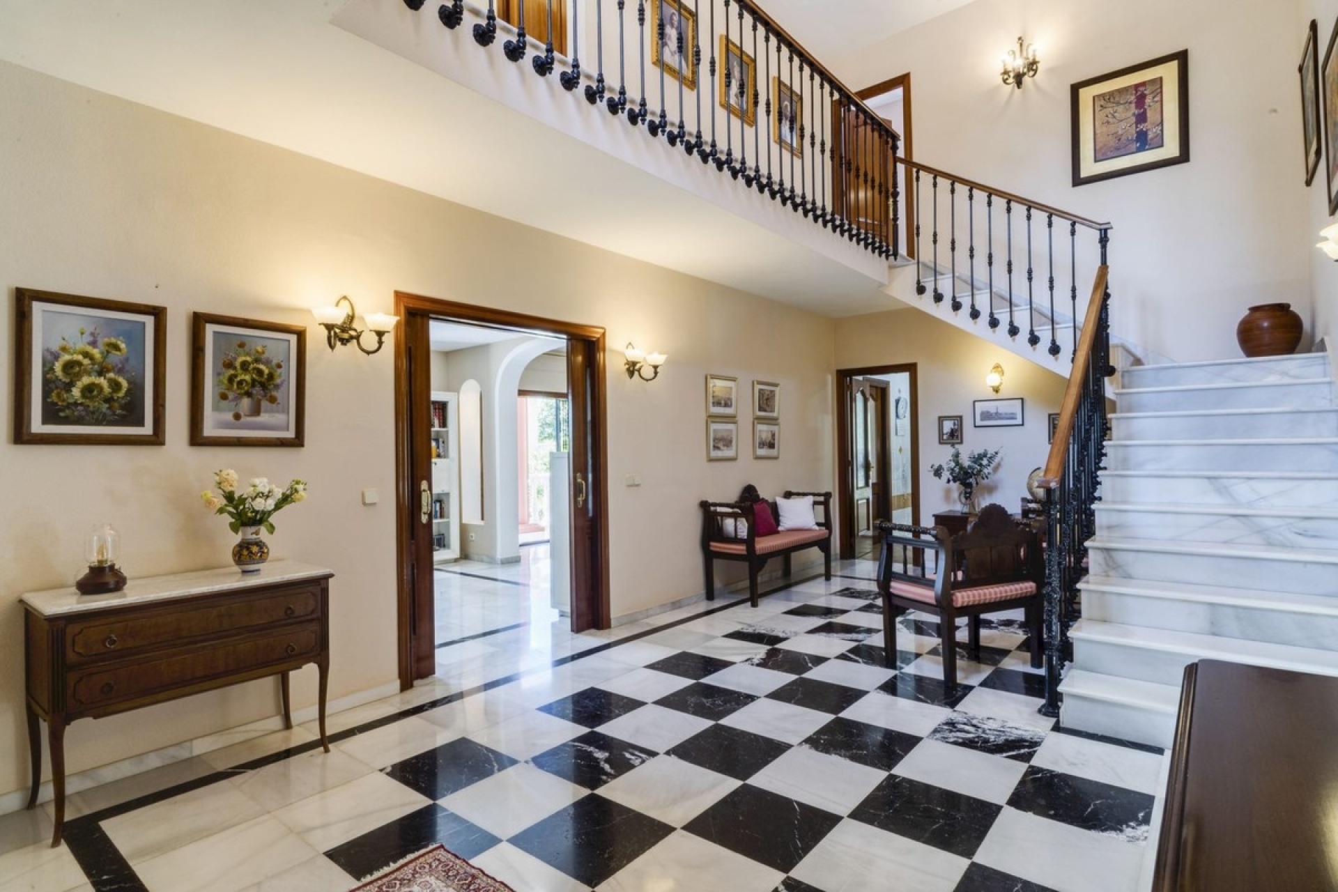 Resale - Villa - Marbella - Marbella Centro