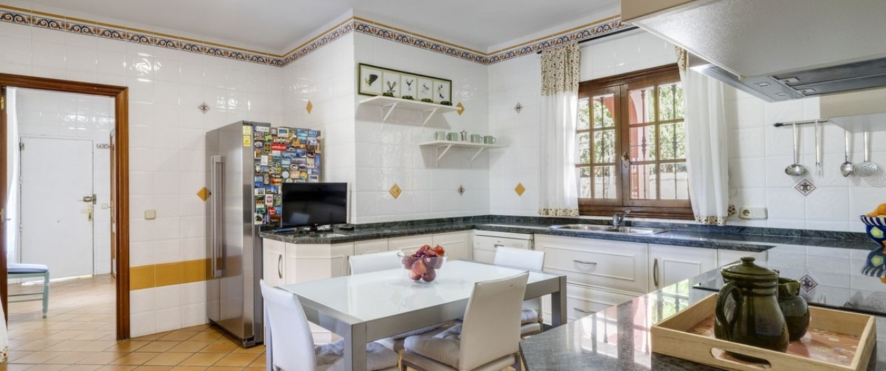 Resale - Villa - Marbella - Marbella Centro