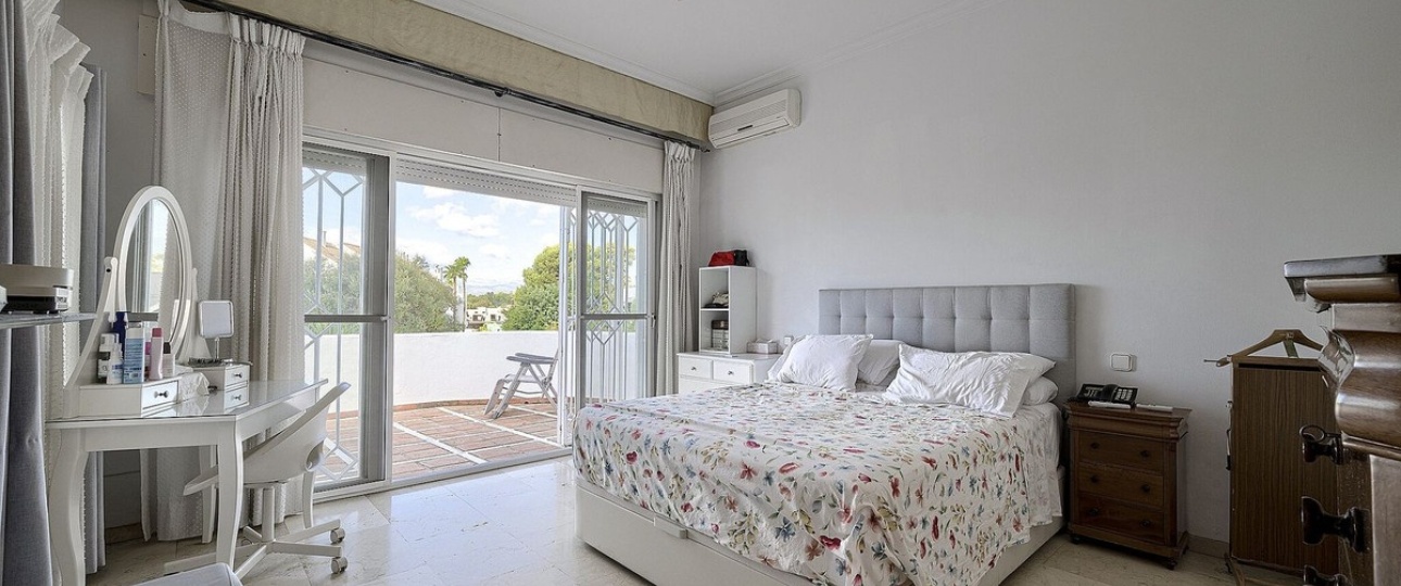 Resale - Villa - Marbella - Marbella Centro
