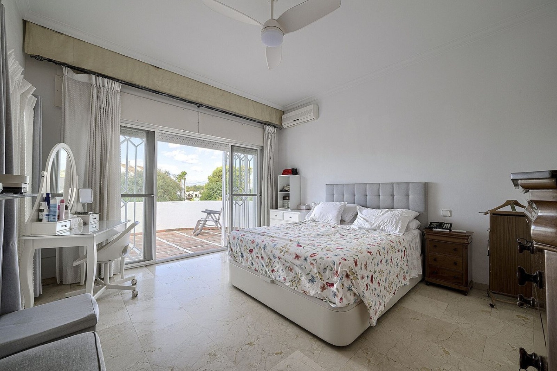 Resale - Villa - Marbella - Marbella Centro