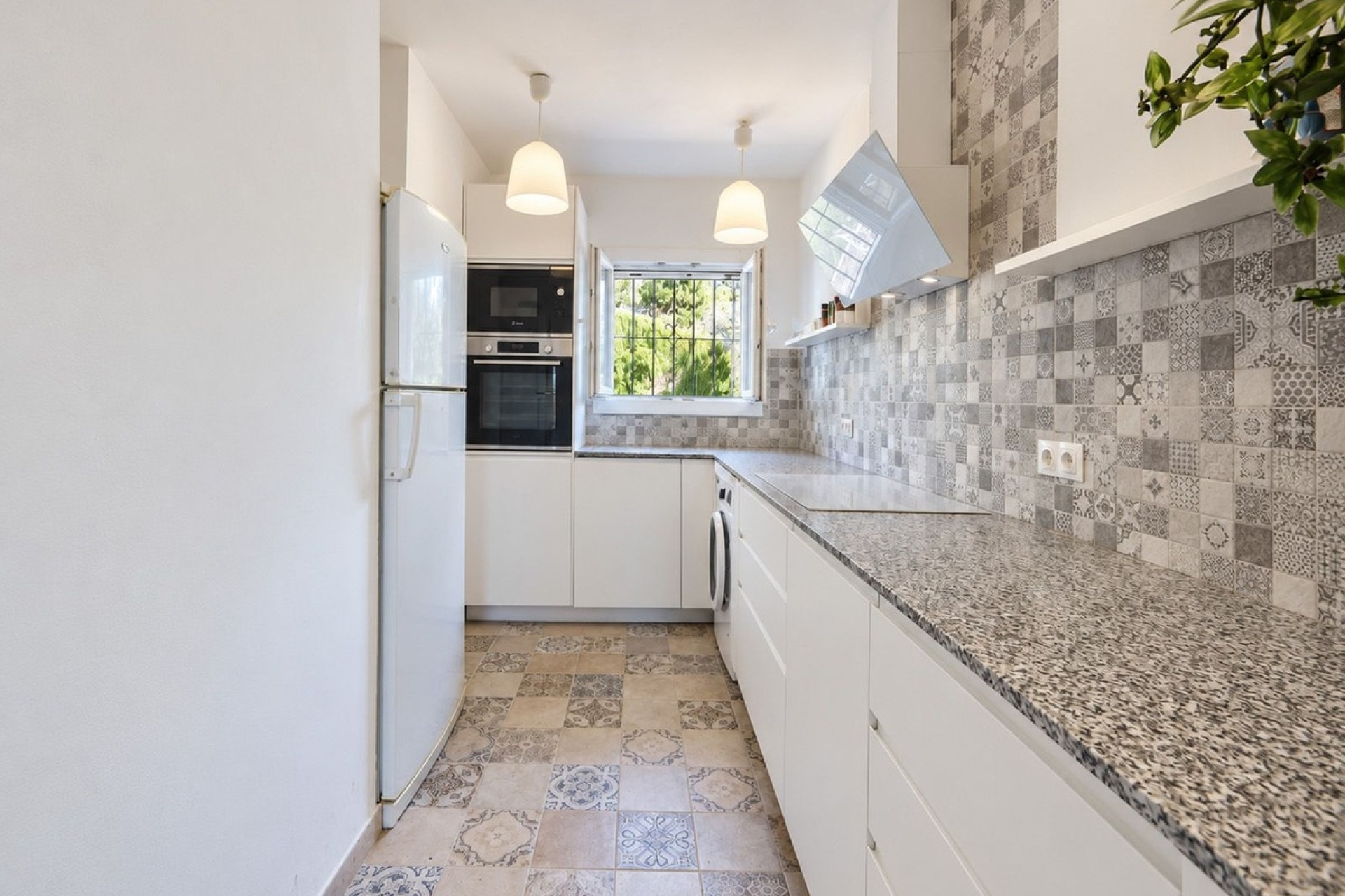 Resale - Villa - Marbella - Marbella Centro