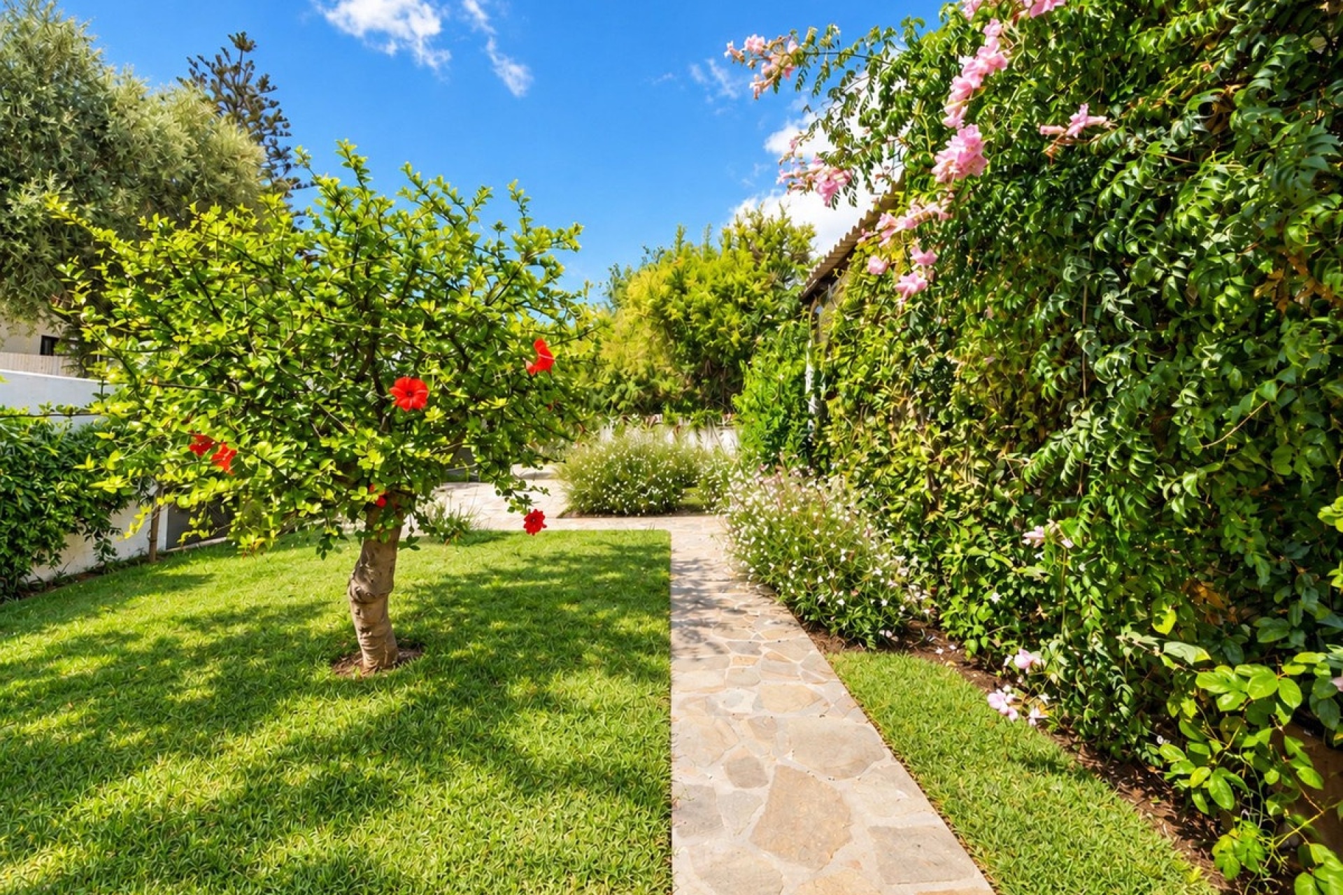 Resale - Villa - Marbella - Marbella Centro