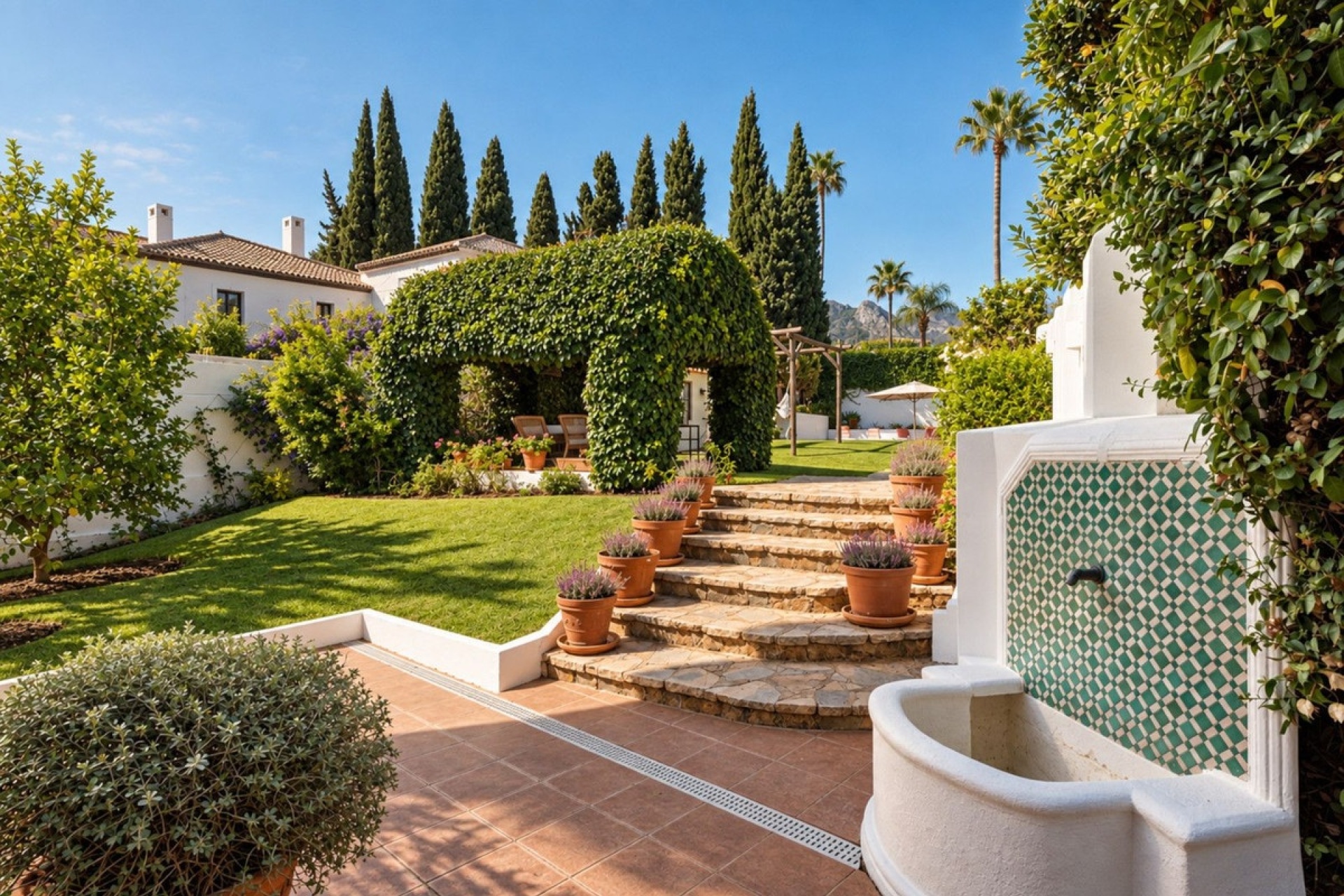 Resale - Villa - Marbella - Marbella Centro