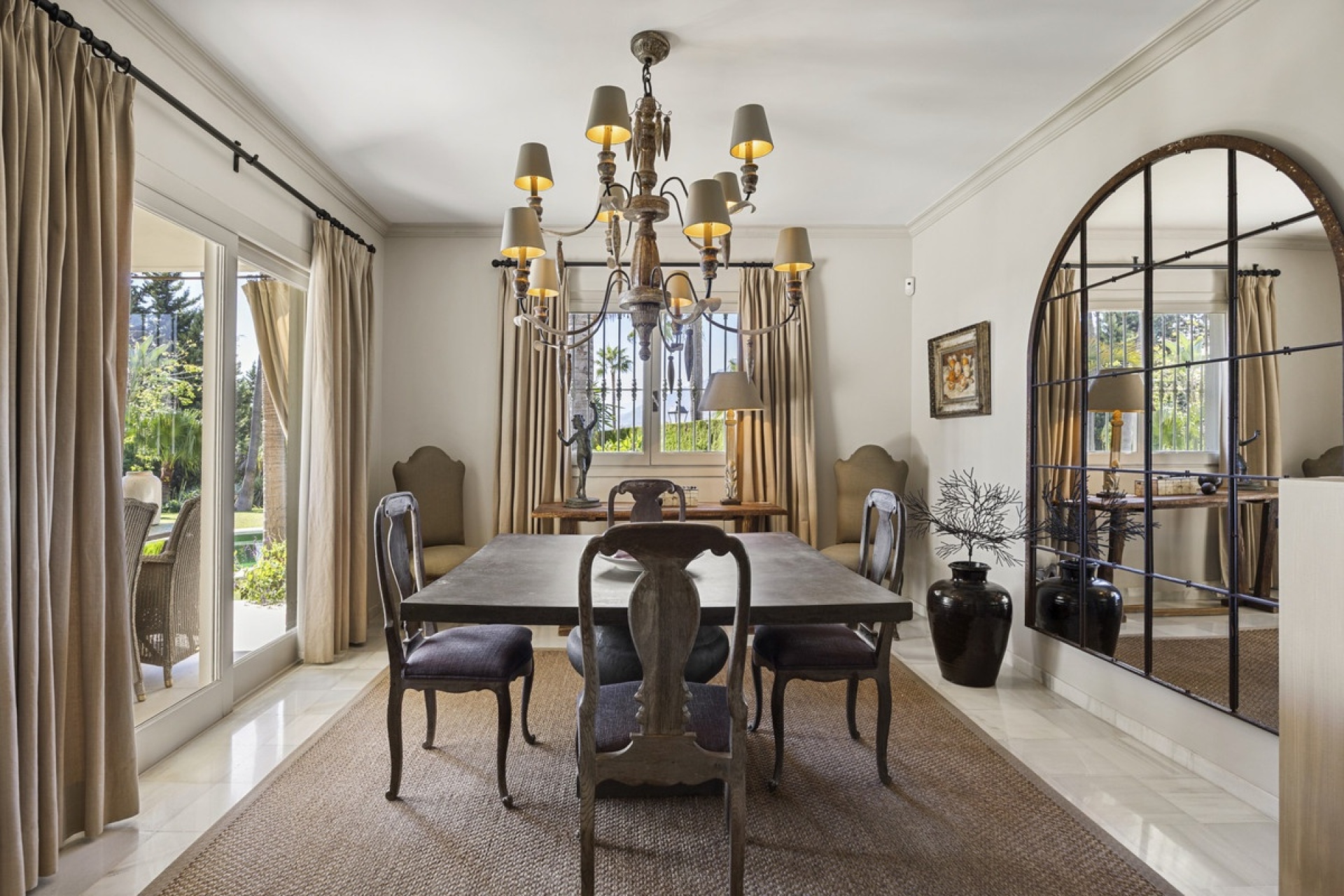 Resale - Villa - Marbella - Marbella Centro