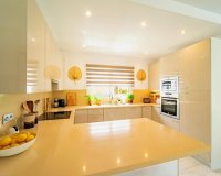 Resale - Villa - Marbella - Marbesa