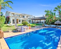 Resale - Villa - Marbella - Marbesa