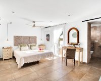 Resale - Villa - Marbella - Marbesa