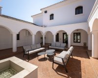 Resale - Villa - Marbella - Marbesa