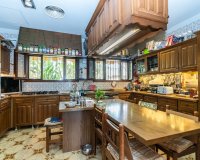 Resale - Villa - Marbella - Marbesa