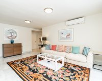 Resale - Villa - Marbella - Marbesa
