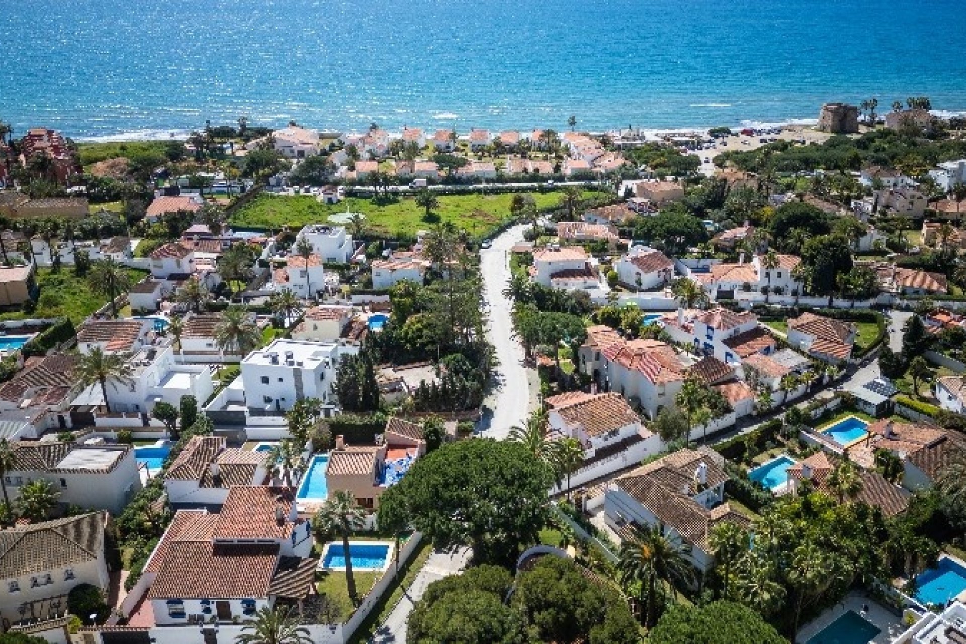 Resale - Villa - Marbella - Marbesa