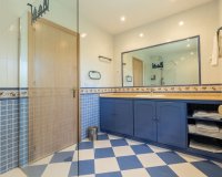 Resale - Villa - Marbella - Marbesa