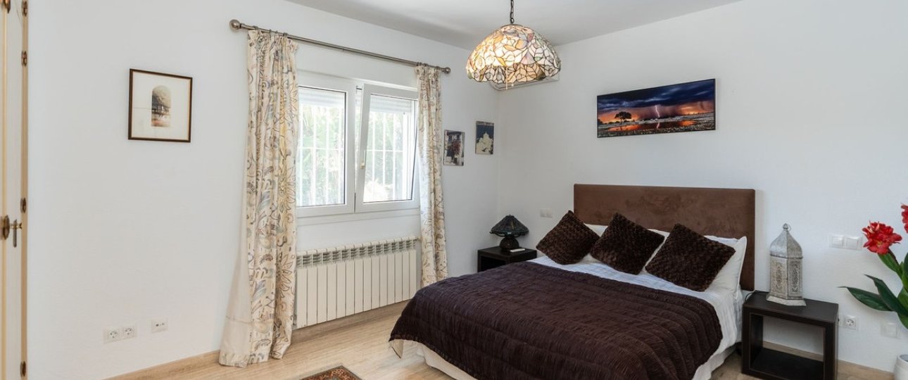 Resale - Villa - Marbella - Marbesa
