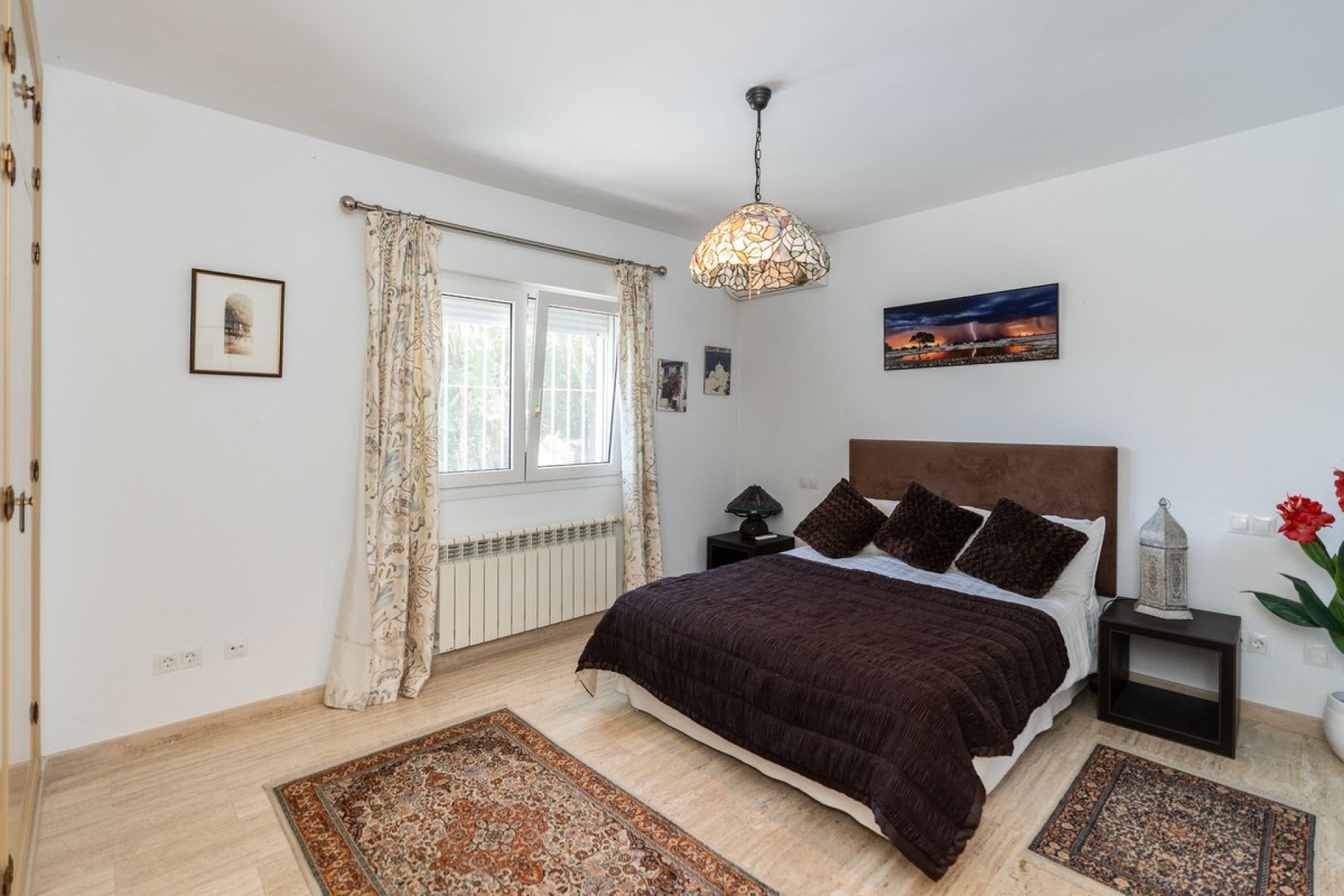 Resale - Villa - Marbella - Marbesa