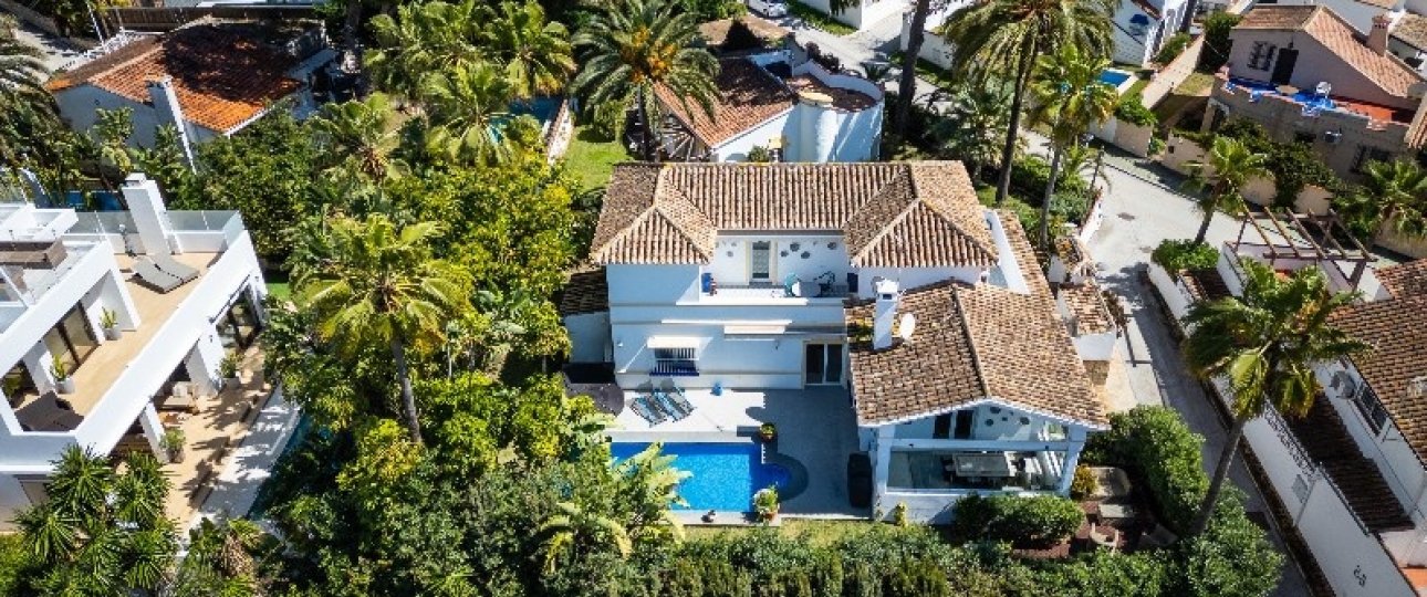 Resale - Villa - Marbella - Marbesa
