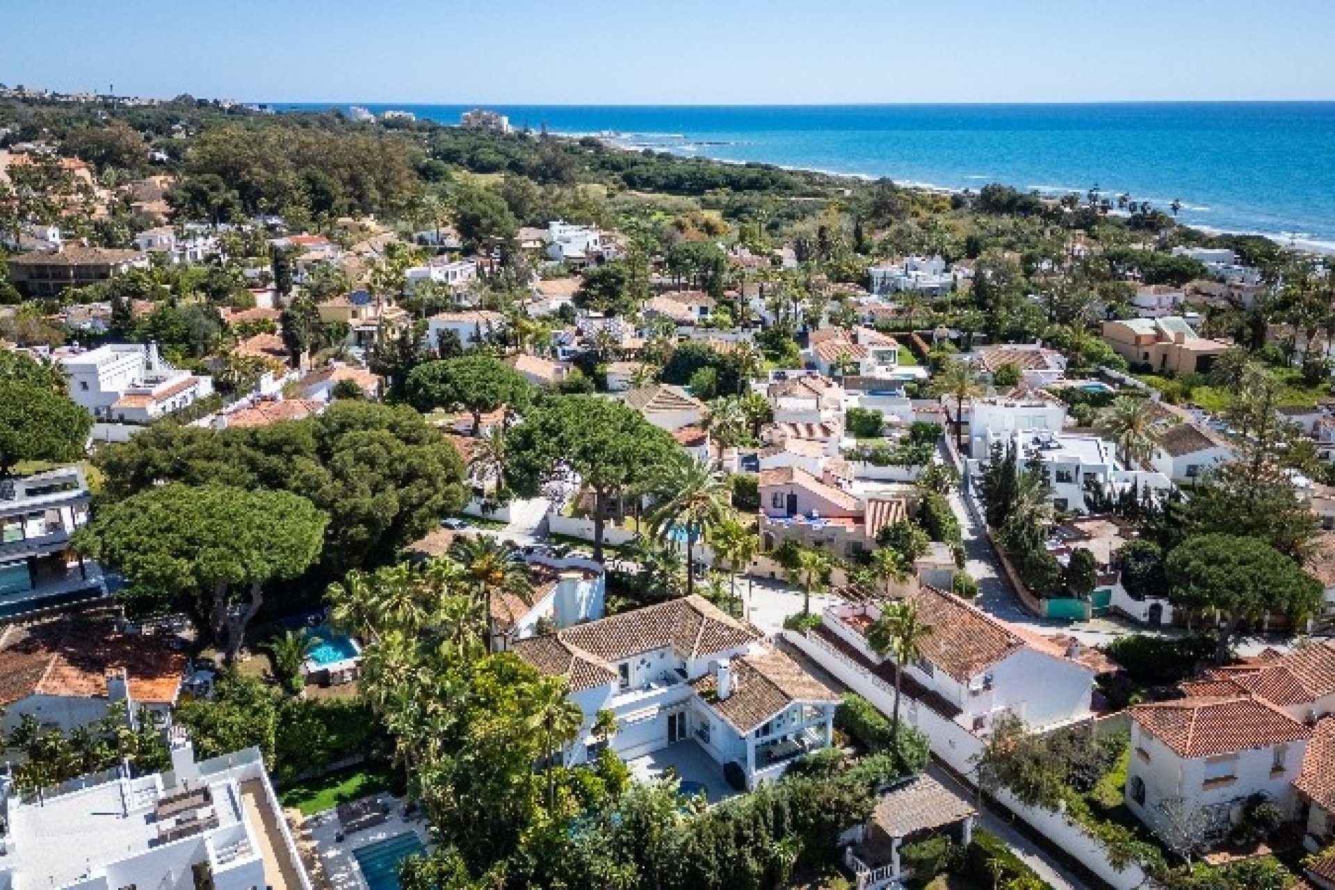 Resale - Villa - Marbella - Marbesa