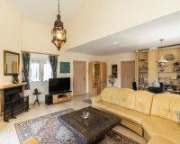 Resale - Villa - Marbella - Marbesa
