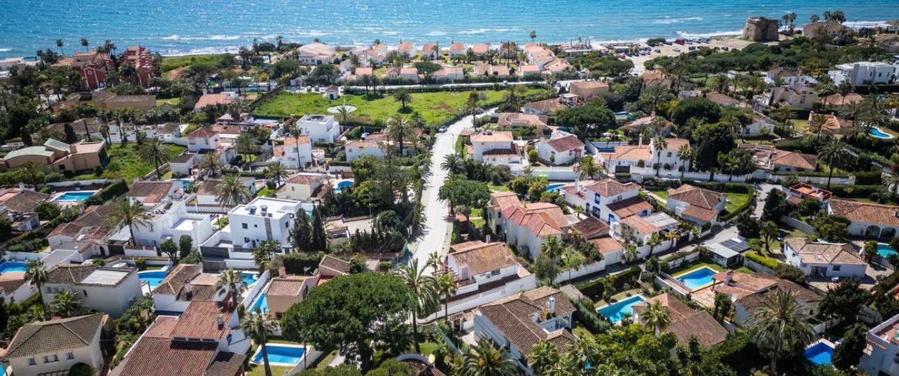 Resale - Villa - Marbella - Marbesa