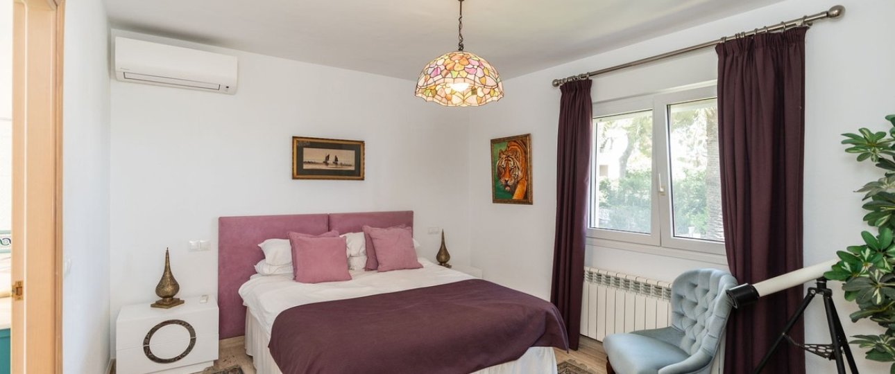 Resale - Villa - Marbella - Marbesa