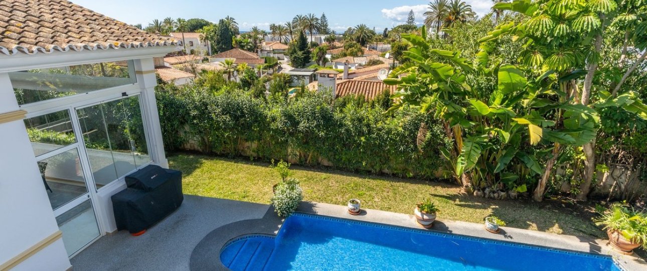 Resale - Villa - Marbella - Marbesa
