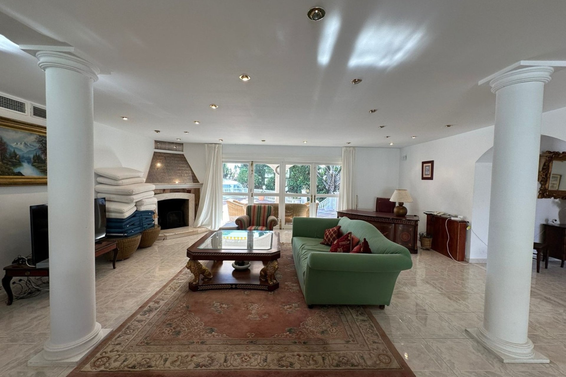 Resale - Villa - Marbella - Marbesa