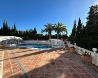 Resale - Villa - Marbella - Marbesa