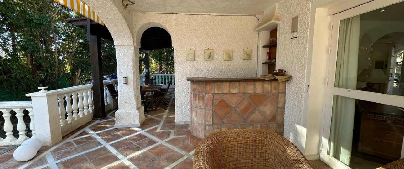 Resale - Villa - Marbella - Marbesa