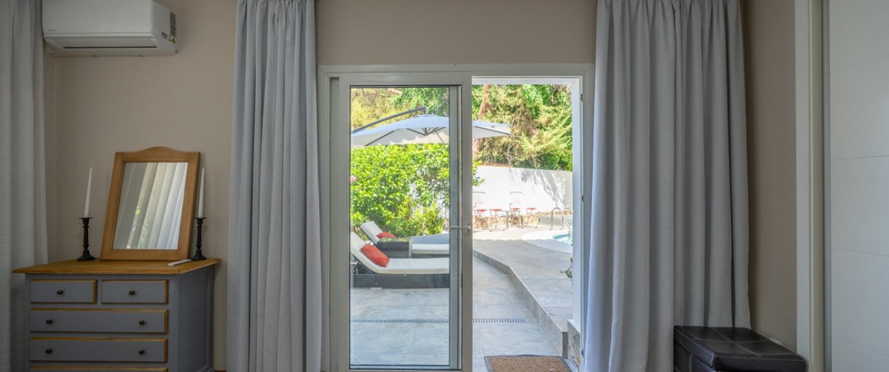 Resale - Villa - Marbella - Marbesa